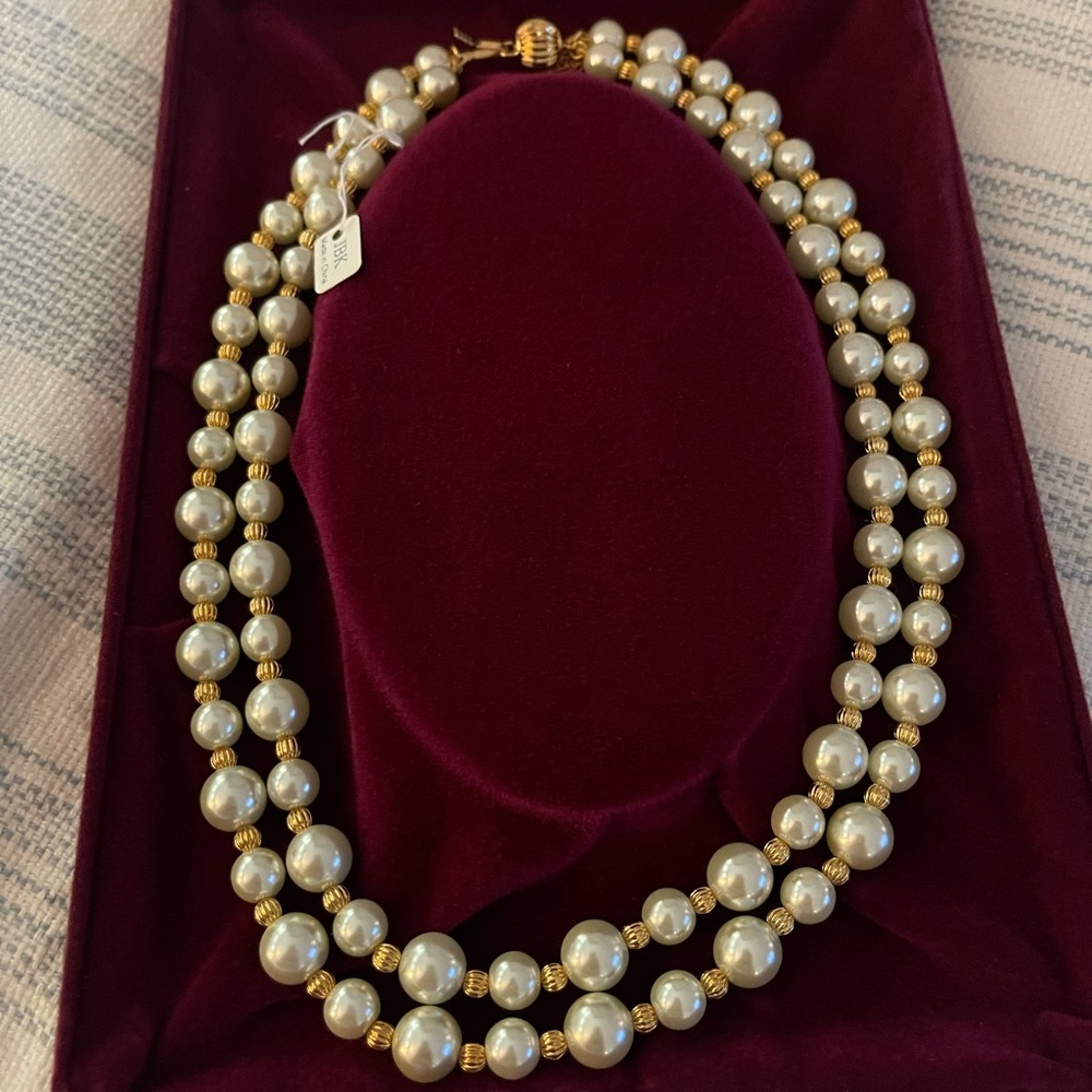 Camrose & Kross 2 strand pearl necklace